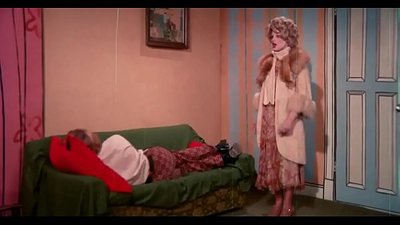 erotica iṣẹju kan pẹlu ibalopọ ninu awọn apanilẹrin (1972)